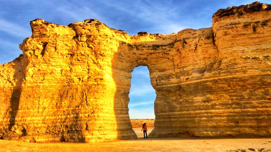 Monument Rocks