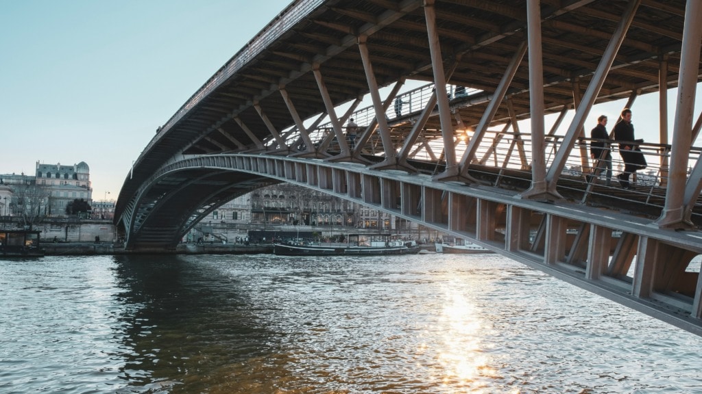 Passerelle Leopold-Sedar-Senghor