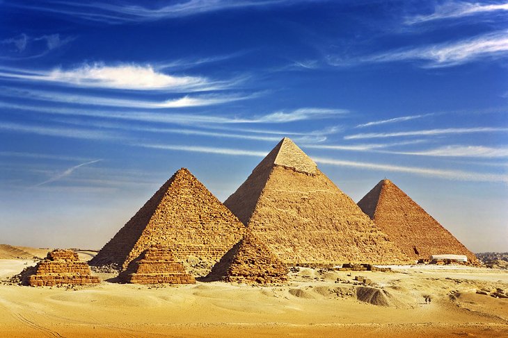  Pyramids of Giza