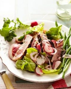 Salade Provençale with Tuna and Radishes